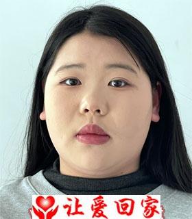 李依晨